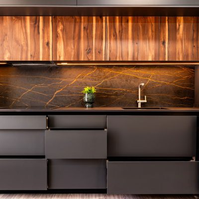 Cocina-en-antracita-y-nogal